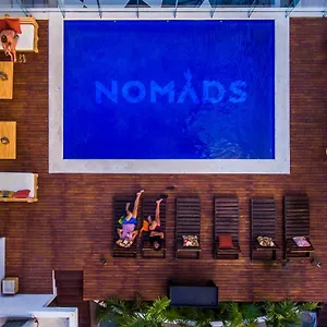 Hostel Nomads & Rooftop Pool, Cancun